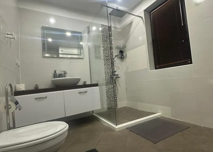 Prime Mountain View 公寓